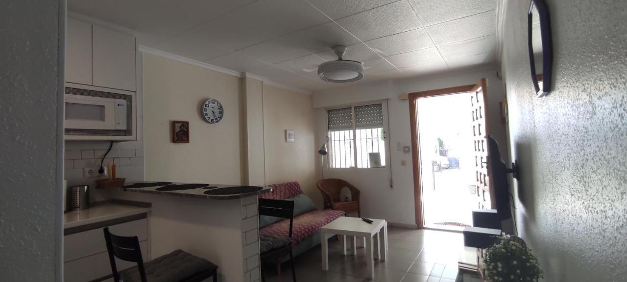 Lucias Lovely Apartment With Lovorka Los Alcázares Eksteriør bilde